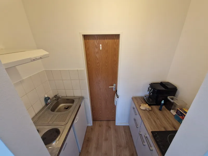 Helle 1-Zimmer-Wohnung mit Balkon in Pankow zum 01.09. — photo 1